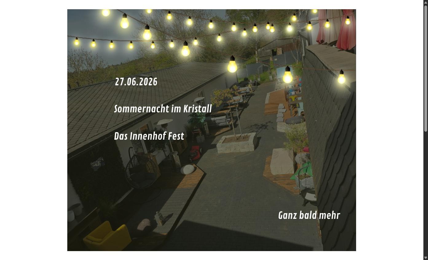 Sommernacht im Kristall Innenhof-Fest